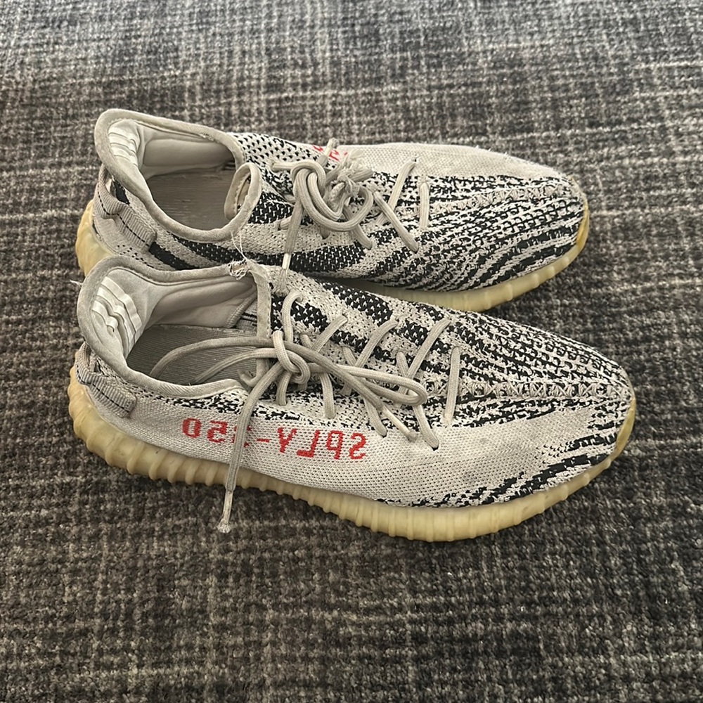 COPY - Yeezys